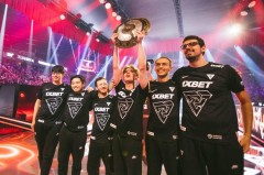 背靠世界之树！Aster战队三路被破苦守60分钟，最终翻盘成功！